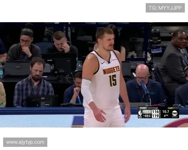 戈登被撞未判点球引争议 戈登被撞未判点球引争议