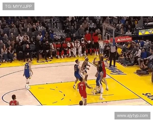 勇士惜败雷霆 格林爆发桑托斯抢眼 勇士惜败雷霆 格林爆发桑托斯抢眼