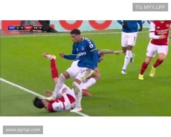 富安健洋时隔两年再首发 阿贾克斯主场大胜 富安健洋时隔两年再首发 阿贾克斯主场大胜